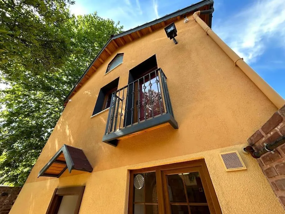Villa Arancia Istanbul - Garden, Bbq, Sauna & Turkish Bath By The Tram In Fatih