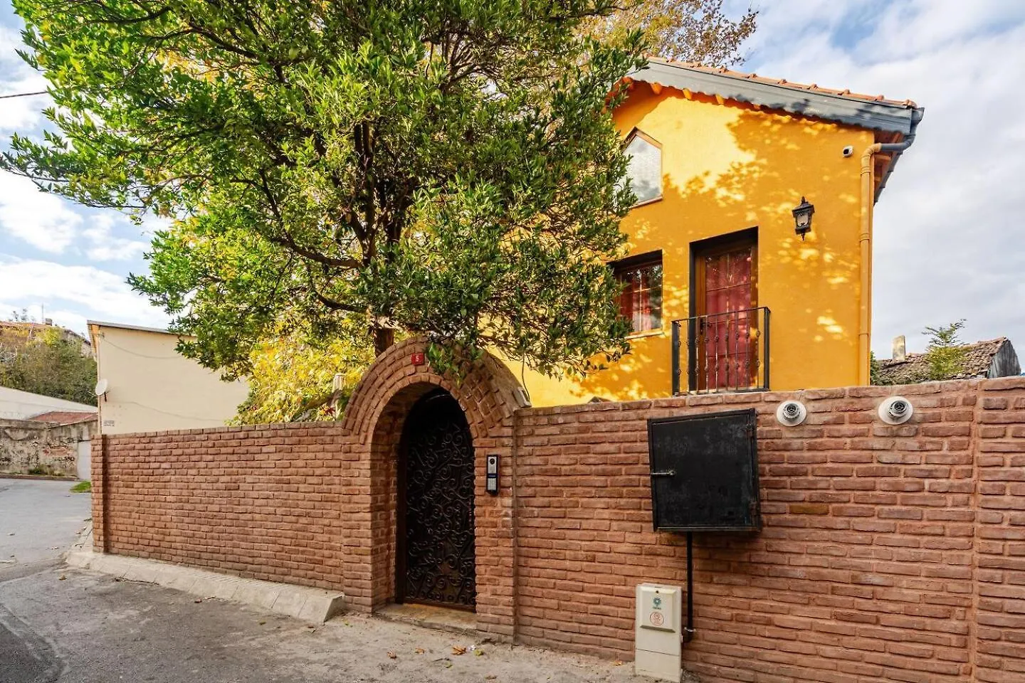Villa Arancia Istanbul - Garden, Bbq, Sauna & Turkish Bath By The Tram In Fatih联系方式