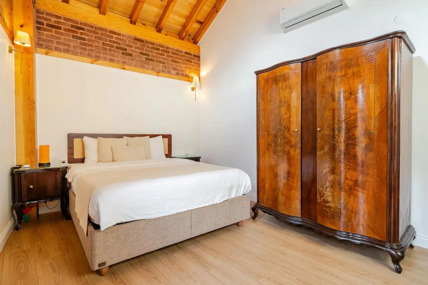 Villa Arancia Istanbul - Garden, Bbq, Sauna & Turkish Bath By The Tram In Fatih 0*,