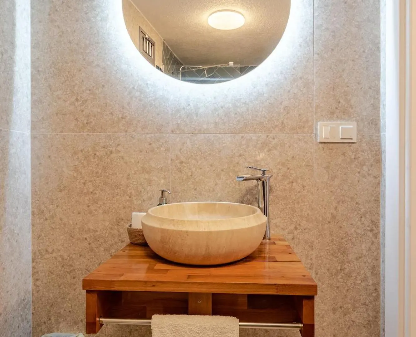 Villa Arancia Istanbul - Garden, Bbq, Sauna & Turkish Bath By The Tram In Fatih